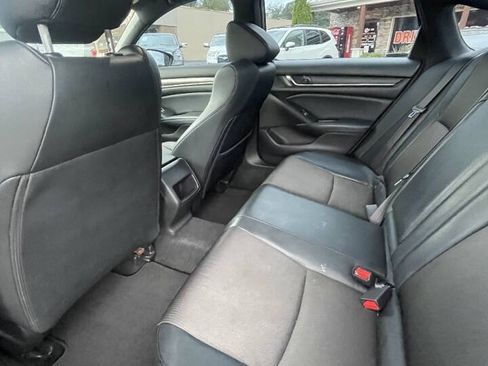 Used 2018 Honda Accord Sport image 16