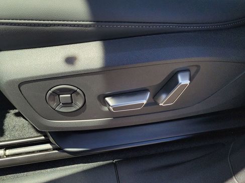 New 2026 Audi Q3 quattro 2.0T AWD/4WD image 18