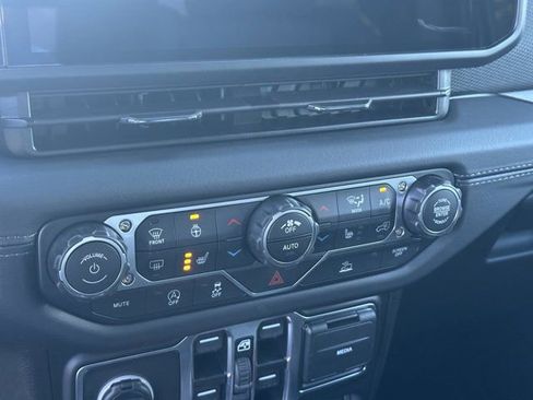 New 2026 Jeep Wrangler Unlimited Rubicon image 26