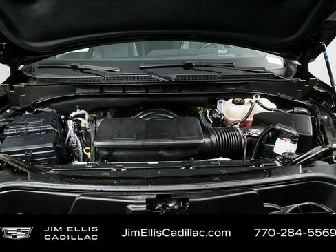 Used 2024 Cadillac Escalade ESV Premium Luxury image 38