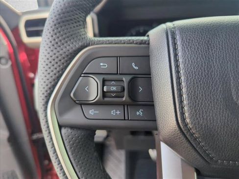 Used 2026 Toyota Tacoma TRD Sport w/ TRD Sport Upgrade Package RWD image 13