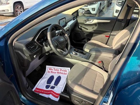 Certified 2020 Ford Escape SE image 11