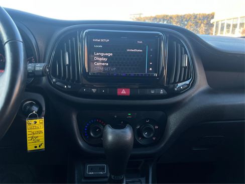Used 2018 RAM ProMaster City Tradesman SLT FWD image 17