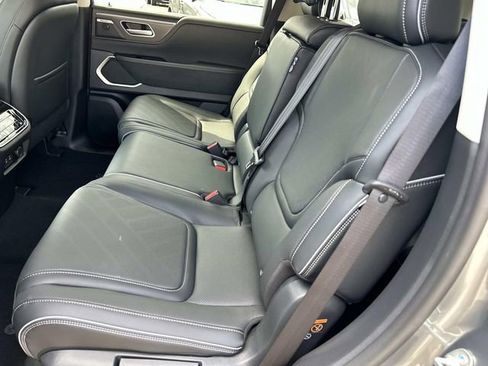 New 2026 INFINITI QX80 Luxe RWD image 22