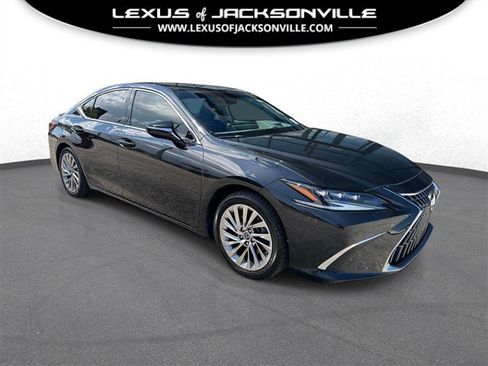 Certified 2022 Lexus ES 350 Ultra Luxury w/ Accessory Package 2 FWD image 1