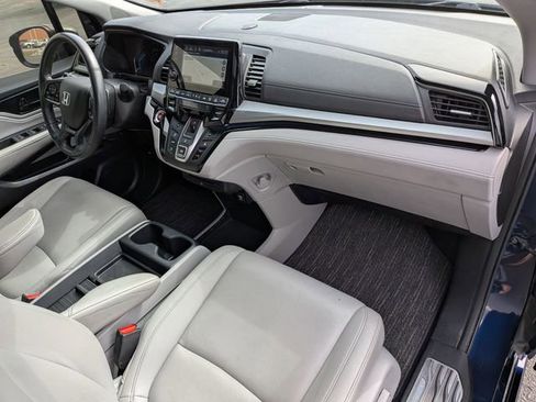 Used 2023 Honda Odyssey Touring image 42