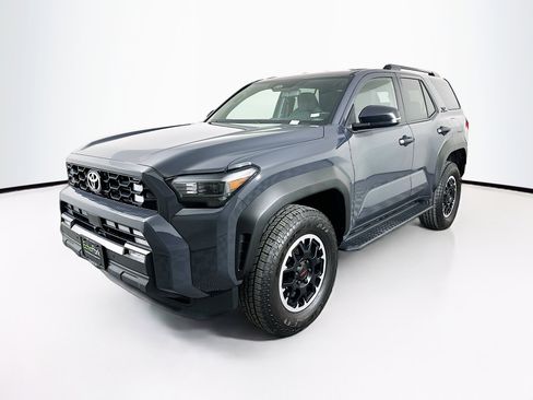 Used 2025 Toyota 4Runner TRD Off-Road image 3