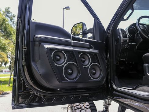 Used 2020 Ford F450 Platinum w/ FX4 Off-Road Package AWD/4WD image 47