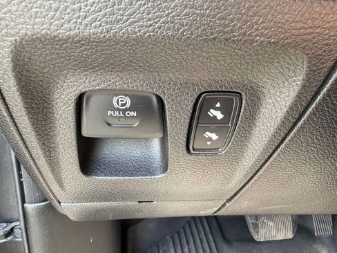 Used 2019 RAM 1500 Big Horn AWD/4WD image 15