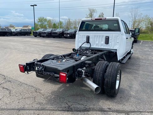 New 2026 Chevrolet Silverado 3500 W/T w/ Snow Plow Prep Package AWD/4WD image 7