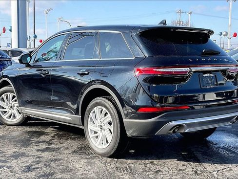 Used 2023 Lincoln Corsair AWD image 9