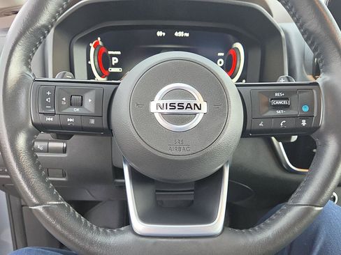 Used 2021 Nissan Rogue Platinum AWD/4WD image 25