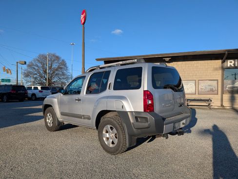 Used 2011 Nissan Xterra S image 7