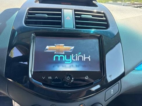 Used 2014 Chevrolet Spark LT FWD image 17