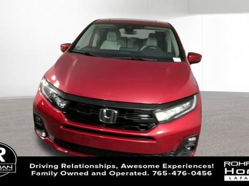 New 2026 Honda Odyssey Touring image 3