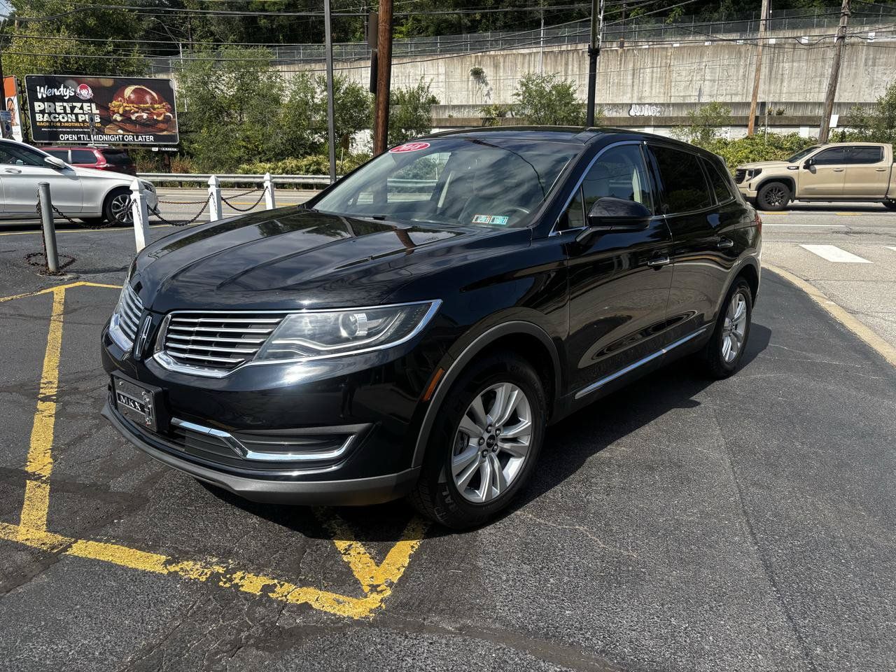 Used 2018 Lincoln MKX Premiere AWD/4WD image 3