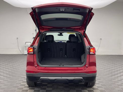 Used 2023 Chevrolet Equinox LT FWD image 9