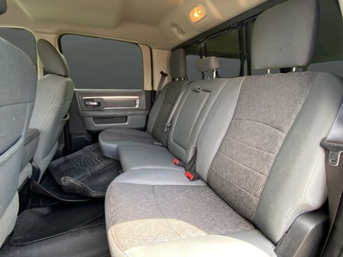 Used 2018 RAM 2500 Big Horn AWD/4WD image 26