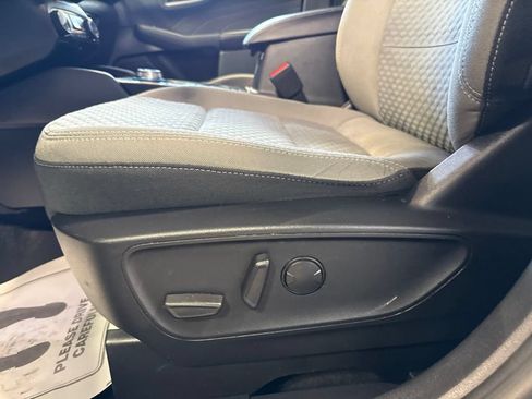 Used 2022 Ford Escape SE w/ Convenience Package AWD/4WD image 10