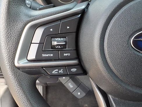 Used 2018 Subaru Impreza 2.0i Premium w/ Eyesight & BSD & Rcta image 18