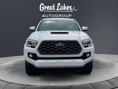Used 2023 Toyota Tacoma TRD Sport w/ Black Out Package (TMS) AWD/4WD image 8