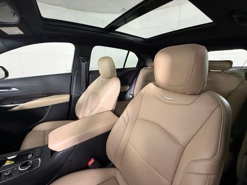 Certified 2025 Cadillac XT4 Premium Luxury w/ Technology Package FWD image 6