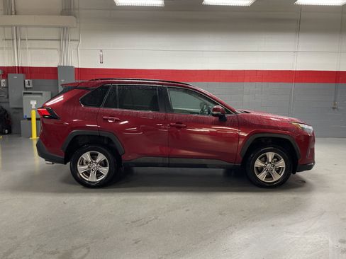 Used 2023 Toyota RAV4 XLE w/ Convenience Package FWD image 6