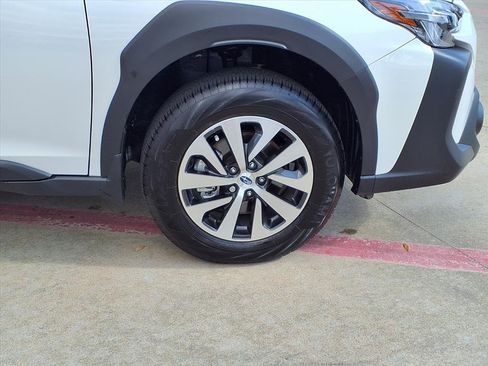 Used 2025 Subaru Outback Premium w/ Popular Package #1A image 26