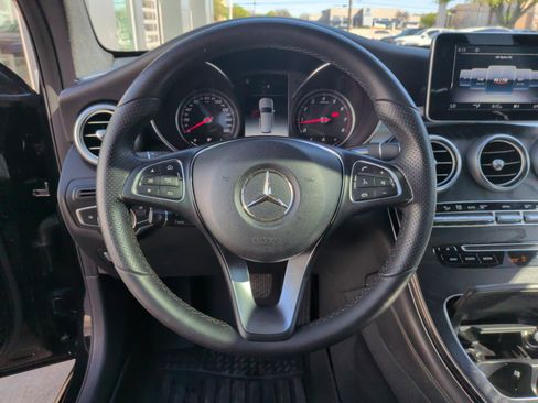 Used 2018 Mercedes-Benz GLC 300 image 18