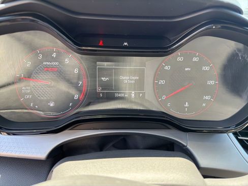Used 2024 Chevrolet Trax RS w/ Driver Confidence Package FWD image 2