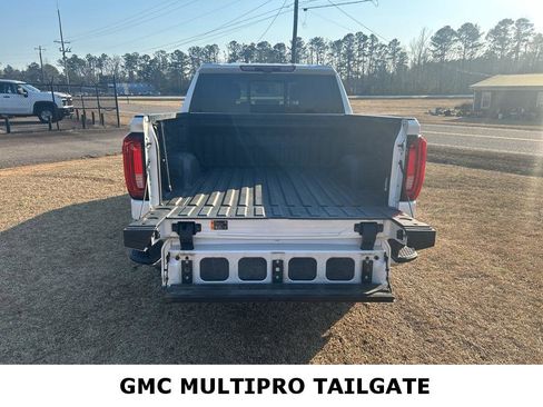 Used 2022 GMC Sierra 1500 Denali w/ Denali Reserve Package image 14