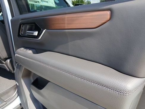 New 2026 GMC Yukon XL Denali AWD/4WD image 28