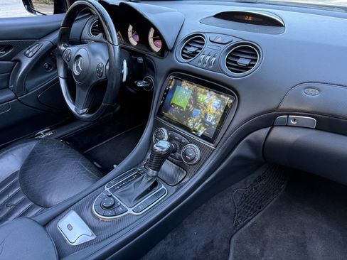 Used 2009 Mercedes-Benz SL 550 image 2