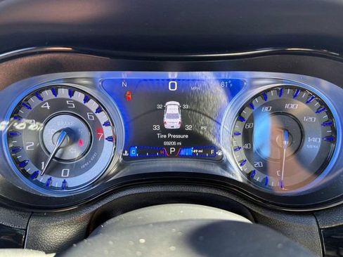 Used 2020 Chrysler 300 S RWD image 28