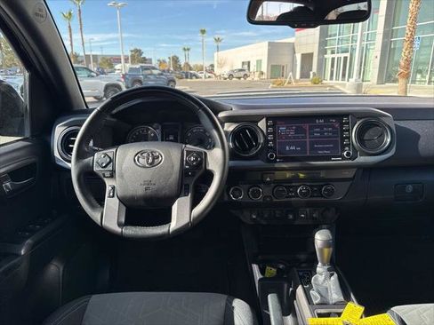 Certified 2022 Toyota Tacoma TRD Sport w/ Technology Package image 15