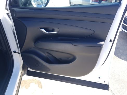 New 2026 Hyundai Santa Cruz SEL FWD image 16