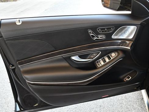 Used 2015 Mercedes-Benz S 63 AMG 4MATIC Sedan image 11