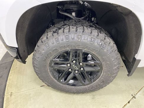 Used 2022 Chevrolet Silverado 1500 LT Trail Boss image 28