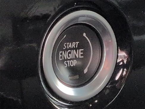 Certified 2022 Chevrolet Silverado 1500 RST image 16