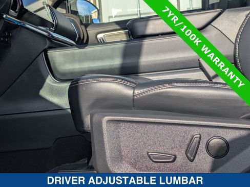 Certified 2025 Ford Expedition Max Platinum w/ Driver's Package AWD/4WD image 26
