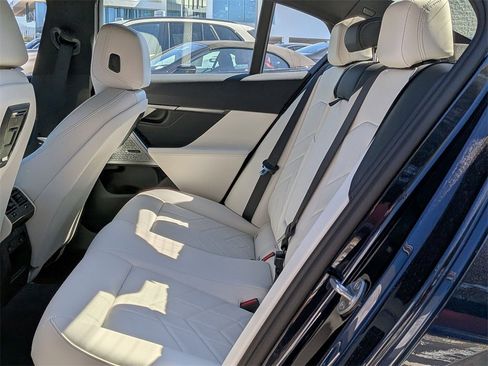 New 2026 BMW 530i 530i w/ M Sport Package image 31