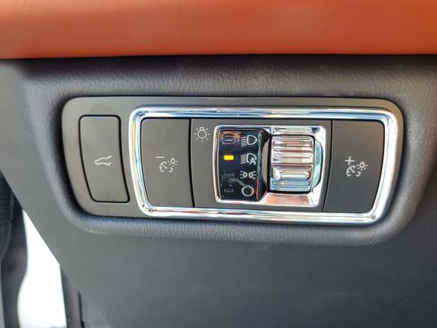 New 2026 Lincoln Aviator Reserve AWD/4WD image 13
