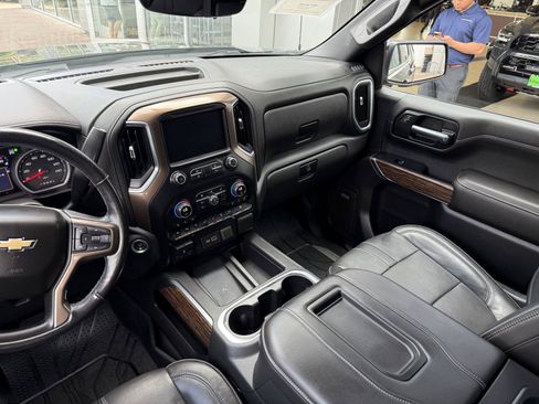 Used 2019 Chevrolet Silverado 1500 High Country AWD/4WD image 19