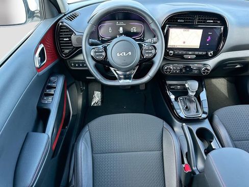 Used 2025 Kia Soul GT-Line image 20
