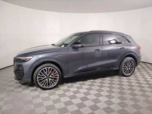 New 2025 Audi SQ5 Premium Plus image 8