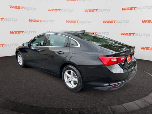 Used 2016 Chevrolet Malibu LS FWD image 3