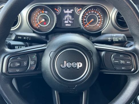 Used 2019 Jeep Wrangler Sport image 24