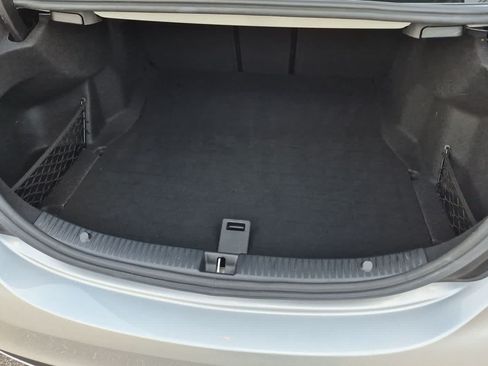 Used 2019 Mercedes-Benz C 300 4MATIC Sedan image 33