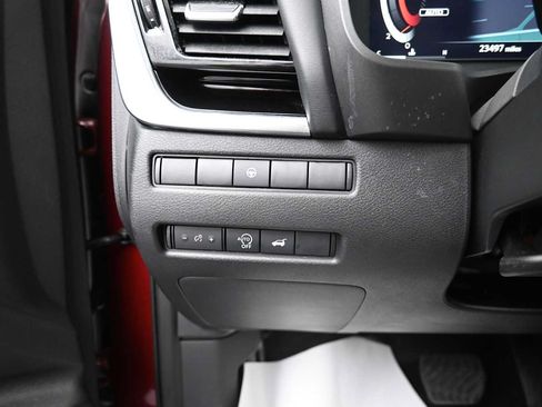 Used 2024 Nissan Rogue SL w/ SL Premium Package AWD/4WD image 10