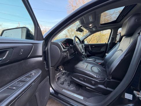 Used 2016 GMC Acadia SLT w/ Premium Edition image 15